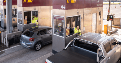 Mais de 100 vagas são para atuar nos cargos de operador de pedágio e tráfego.