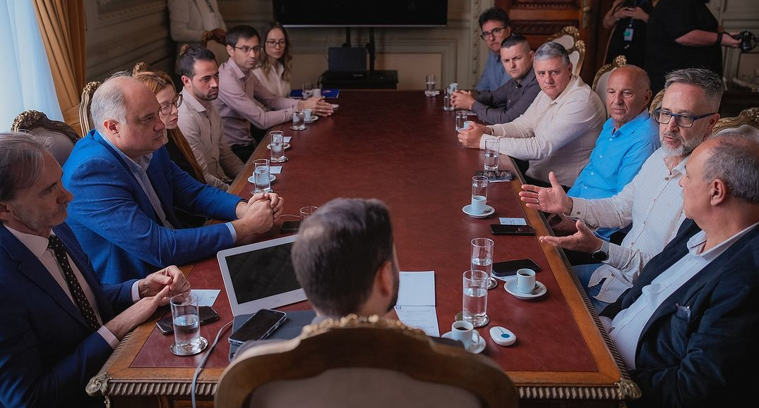 ERS-030 é tema de reunião com governador em exercício