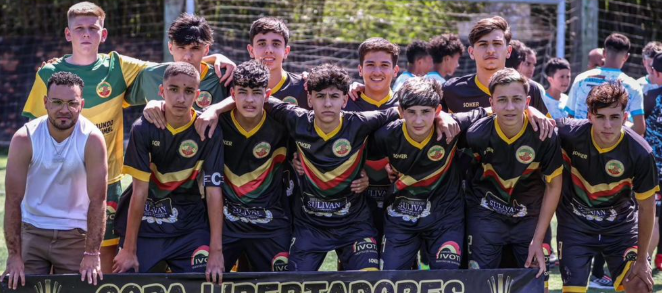 Equipe do Milan foi campeã na categoria Sub-15.