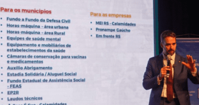 Em evento da Famurs, Governador Eduardo Leite apresentou ações e programas realizados pelo Estado no auxílio dos afetados pelas enchentes.