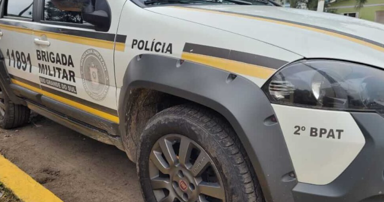 Homem é preso após assaltar pedestres