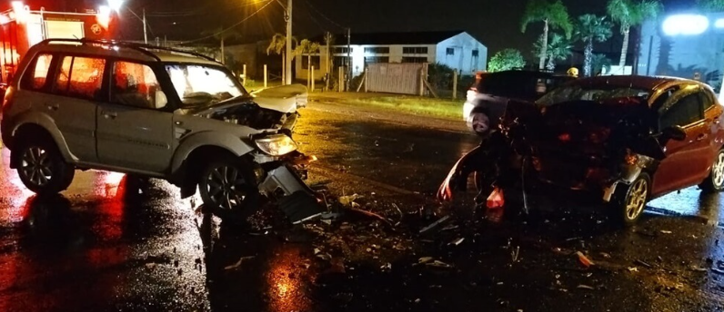 Mulher morre em acidente na Estrada do Mar