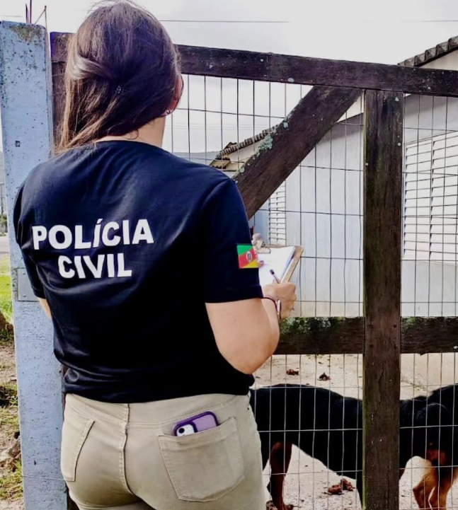 Polícia fiscaliza denúncias de maus tratos contra animais
