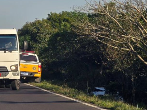 Veículo é apreendido após se envolver em acidente na Estrada do Mar