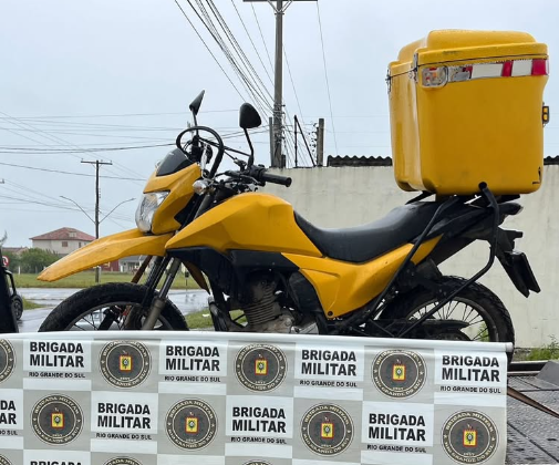 Motocicleta foi encontrada durante ação em Tramandaí.