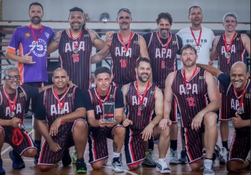 Time de Osório é vice-campeão da Liga Master de Basquete