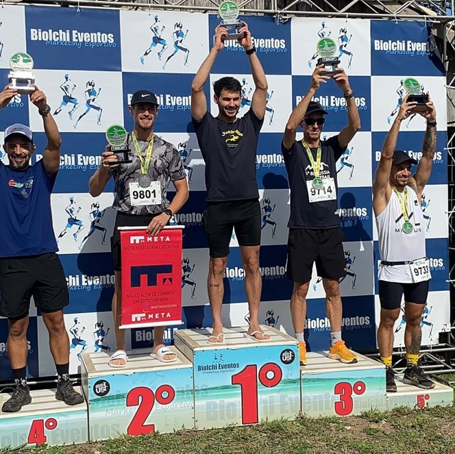 Pódio dos 12km na categoria Geral Feminina.