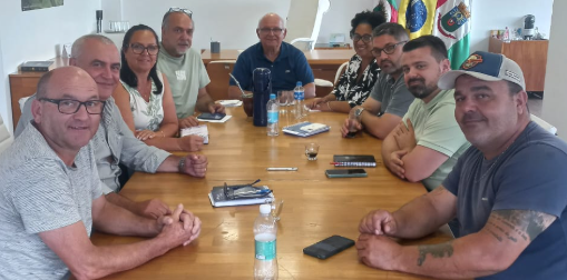 Romildo e Ed estiveram reunidos com as Bancadas do PDT e PT.