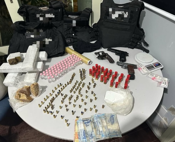 Criminosos são presos por tráfico de drogas