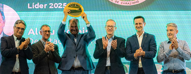 Alceu Moreira recebe Prêmio Liderança do Agro