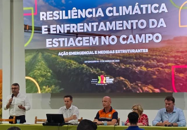 Painel foi realizado durante a Expodireto com a participação de Secretarias Estaduais.