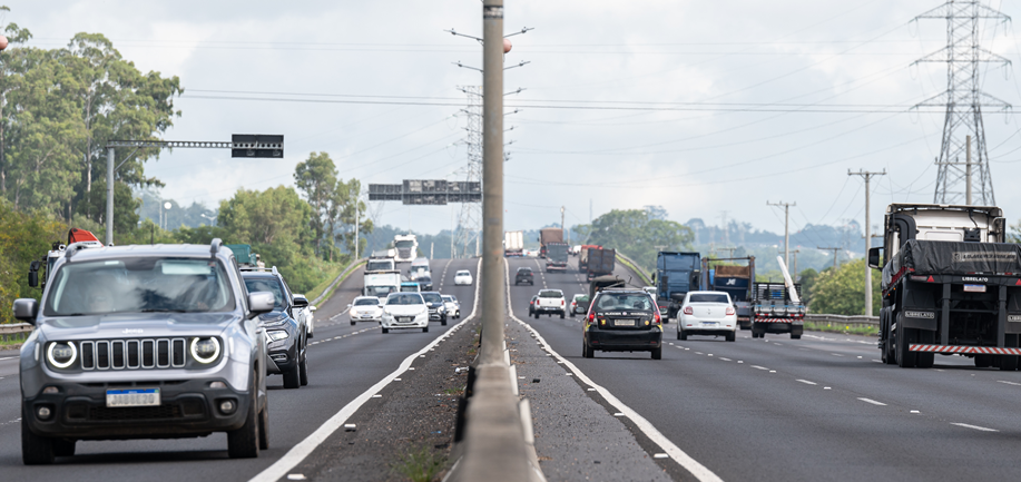 Mais de 300 mil veículos devem vir ao Litoral Norte durante o feriadão de Carnaval