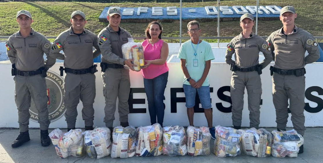 Secretaria Municipal de Assistência Social recebe cestas básicas