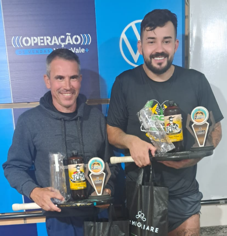 André e John ficaram em 3º lugar na categoria Masculina B.