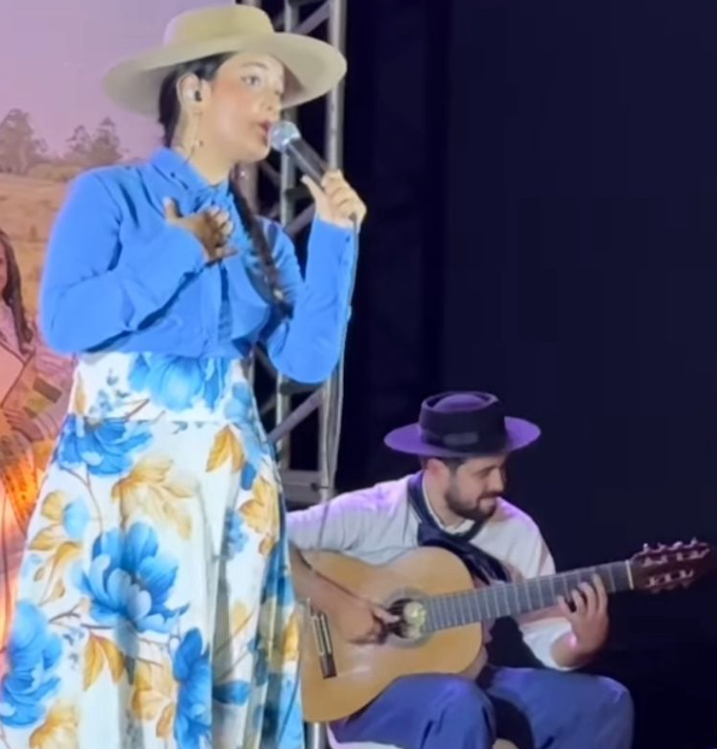 Show com Maria Alice encerrou atividades no Largo dos Estudantes.