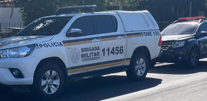 Corpo foi encontrado em instituição localizada na região central da cidade.