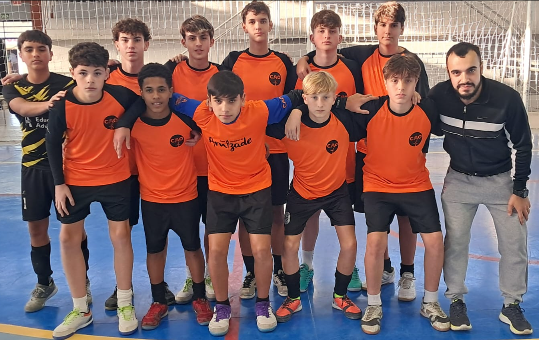Colégio Adventista terminou na segunda colocação no Futsal Infantil Masculino ao ser derrotado pelo General Osório.