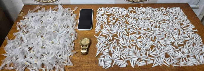 BM apreende mais de mil porções de drogas