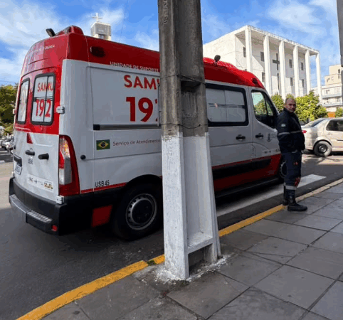 Homem foge após passar mal na região central do município