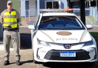 Homens são presos por tentativa de assalto