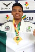 Arthur foi campeão na categoria Sub-13 Meio-Pesado.