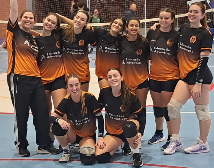 JEO: Adventista é campeão do Vôlei Juvenil Feminino