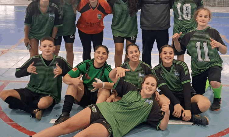 JEO: Escola Rural e Colégio Adventista vencem Futsal Juvenil