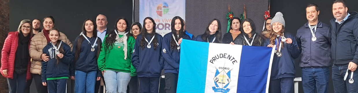 Prudente de Morais ficou na 2ª posição no Vôlei Infantil Feminino dos Jogos Escolares de Osório.