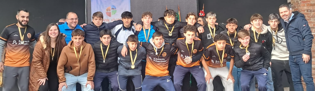 Colégio Adventista foi o campeão no Futsal Juvenil Masculino dos Jogos Escolares de Osório.