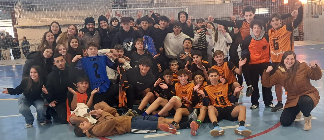 Colégio Adventista venceu o Futsal Juvenil Masculino após derrotar equipe do Instituo Federal por 3 a 1.