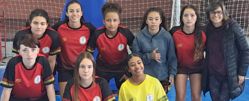 Colégio Albatroz foi o grande campeão no Handebol Juvenil Feminino dos Jogos Escolares de Osório.
