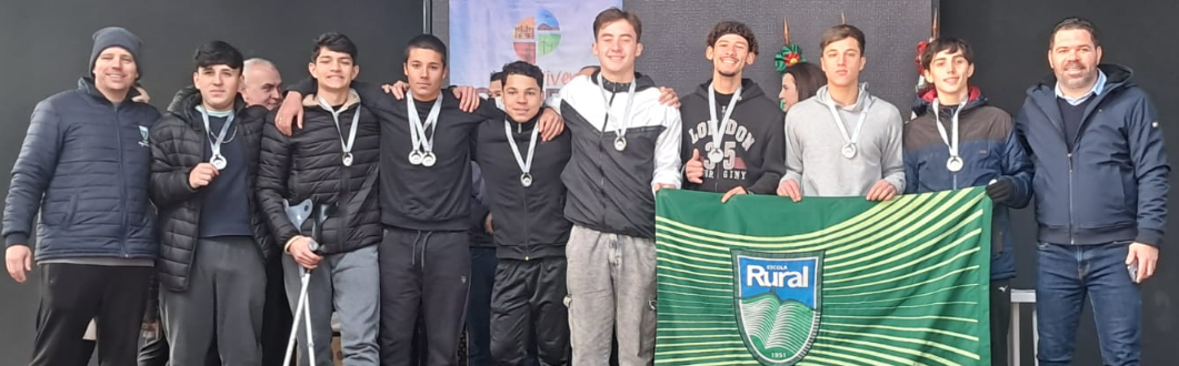Escola Rural ficou em 2º lugar no Vôlei Juvenil Masculino dos Jogos Escolares de Osório.