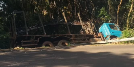 Motorista fica ferido em acidente na Borússia