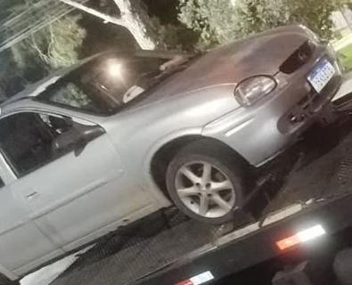 Ação em Torres apreendeu dinheiro, objetos e um automóvel GM/Corsa de cor prata.