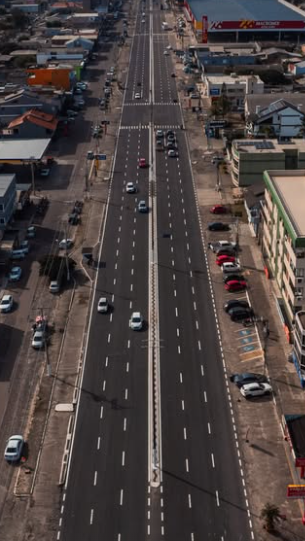 Avenida Fernandes Bastos recebeu três quilômetros de asfalto novo.