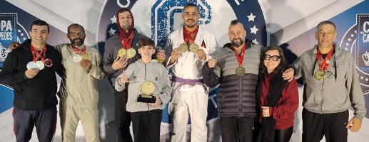 Equipe Rost conquista 11 medalhas em competição de Jiu-Jitsu