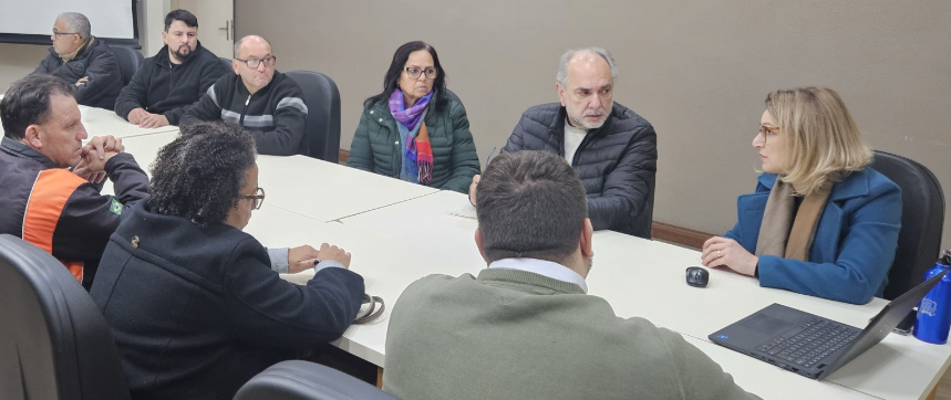 Vereadores se reúnem com representante da CEEE Equatorial