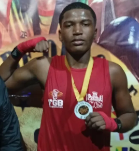 Lucas venceu o Juvenil até 80kg.