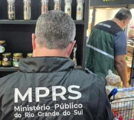 MP apreende 2,3 toneladas de alimentos impróprios para consumo