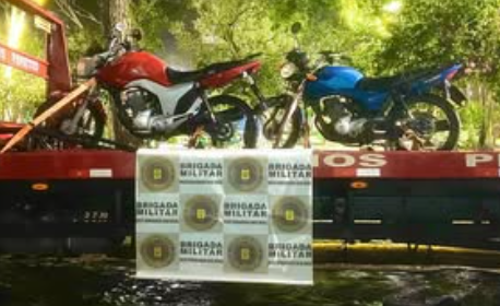 Duas motos são apreendidas durante ações da BM