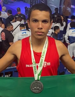 Atleta de Osório é vice-campeão Brasileiro de Boxe