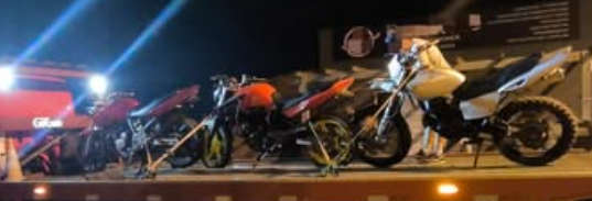 Automóvel e seis motocicletas foram apreendidos durante ações em Capão.