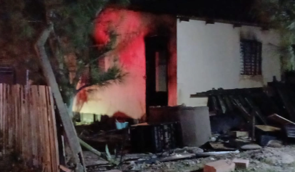 Cão morre queimado em incêndio em Pinhal
