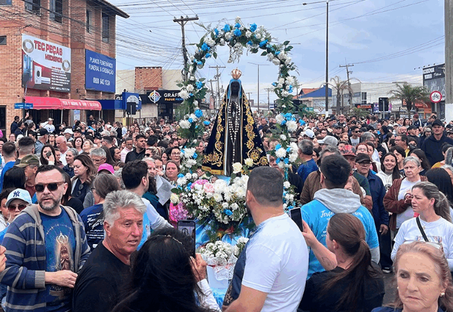 Dia de Nossa Senhora Aparecida conta com Procissão e Motociata no Litoral