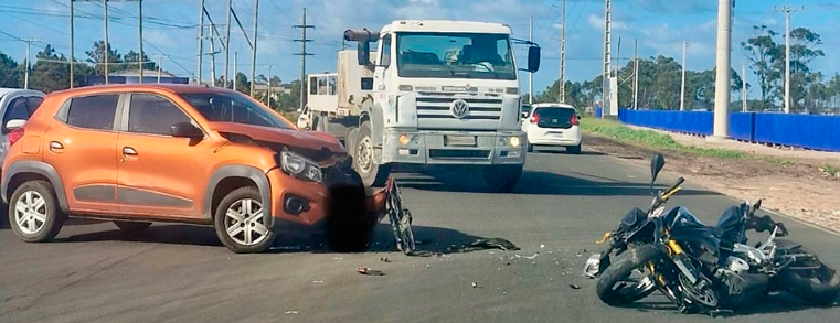 Quatro pessoas ficam feridas em acidentes na Estrada do Mar