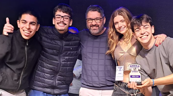 A música ‘Perspectivas’ do grupo Os Sentinelas (Rural) ganhou o troféu de Melhor Letra.
