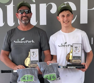 Edgar e Gabi foram os campeões no naipe Masculino.