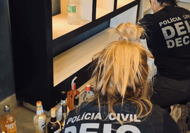 Proprietário de comércio de bebidas é preso