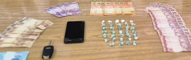 Homem foi preso em Osório em posse de dinheiro, objetos e porções de cocaína.