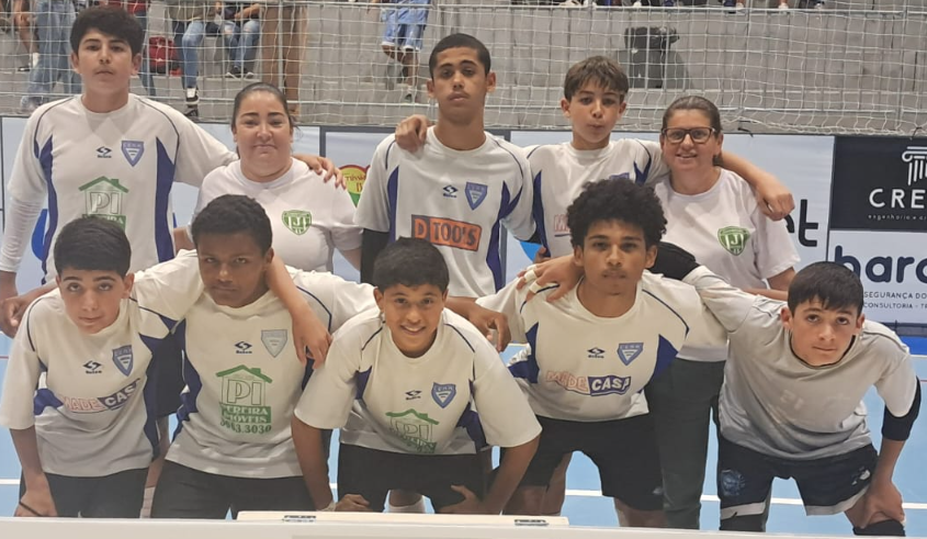 Precisando golear para se classificar, Juventude venceu Vila Futsal por 14 a 0 e avançou para as semifinais do Sub-14.